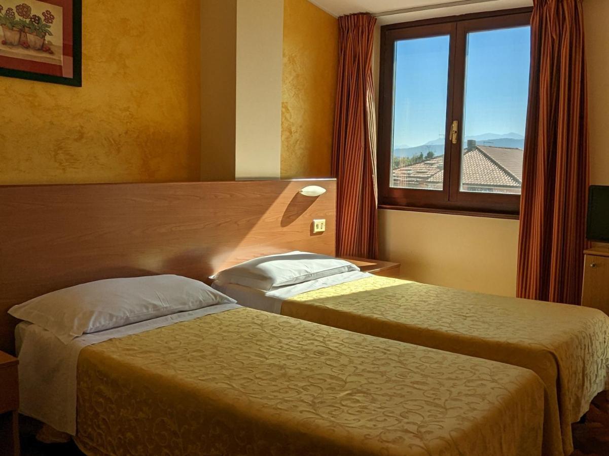 Hotel Del Sole ซอรา ภายนอก รูปภาพ