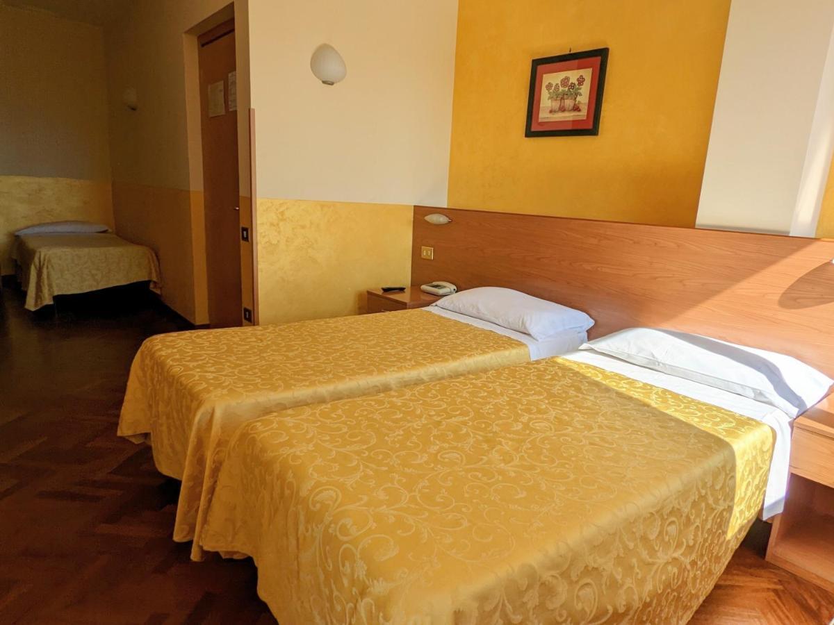 Hotel Del Sole ซอรา ภายนอก รูปภาพ