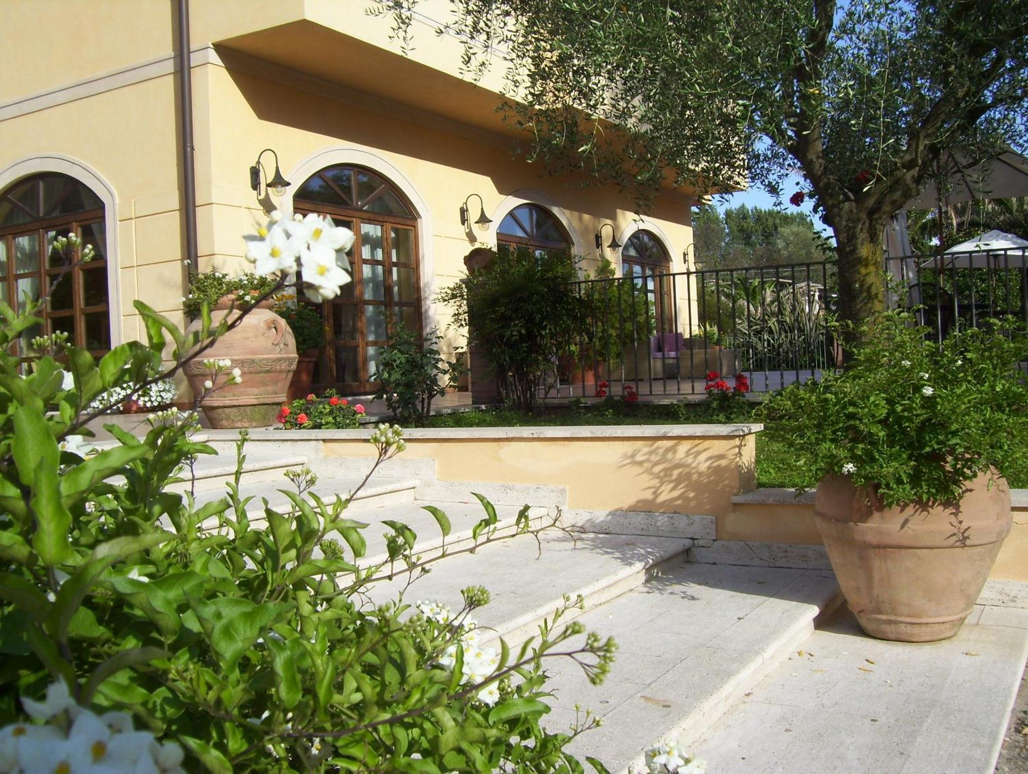Hotel Del Sole ซอรา ภายนอก รูปภาพ